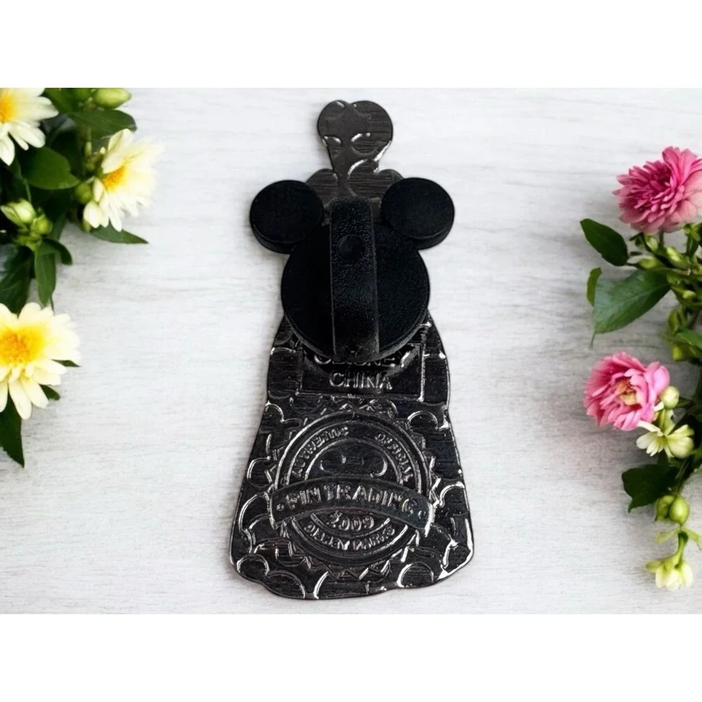 2009 Lady Tremaine Cinderella - Disney Villains Series Disney‎ Trading Pin